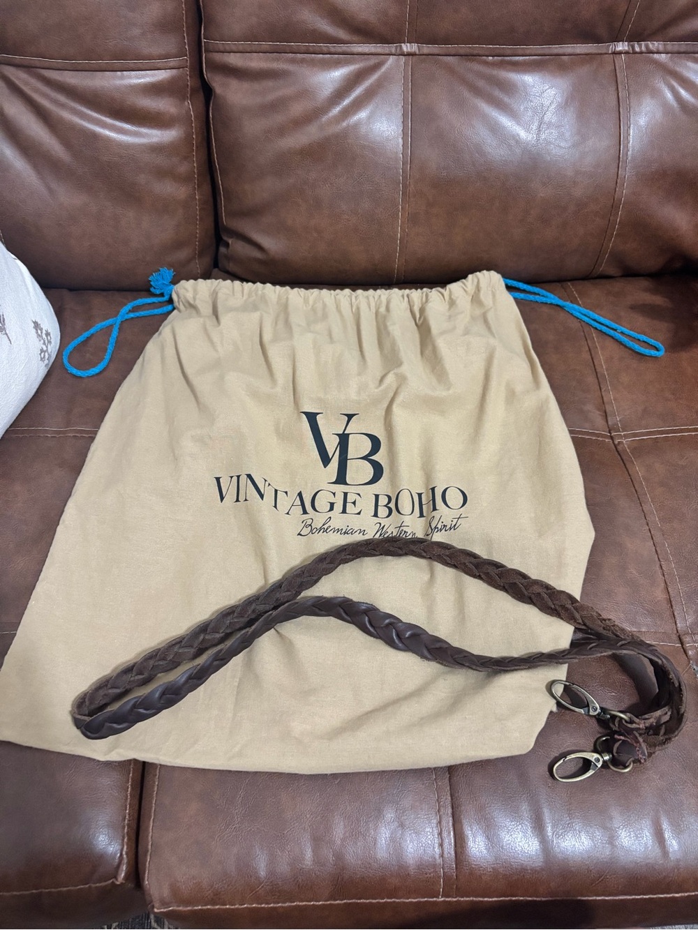 Vintage boho bags LV fringe crossbody - Picture 7 of 7